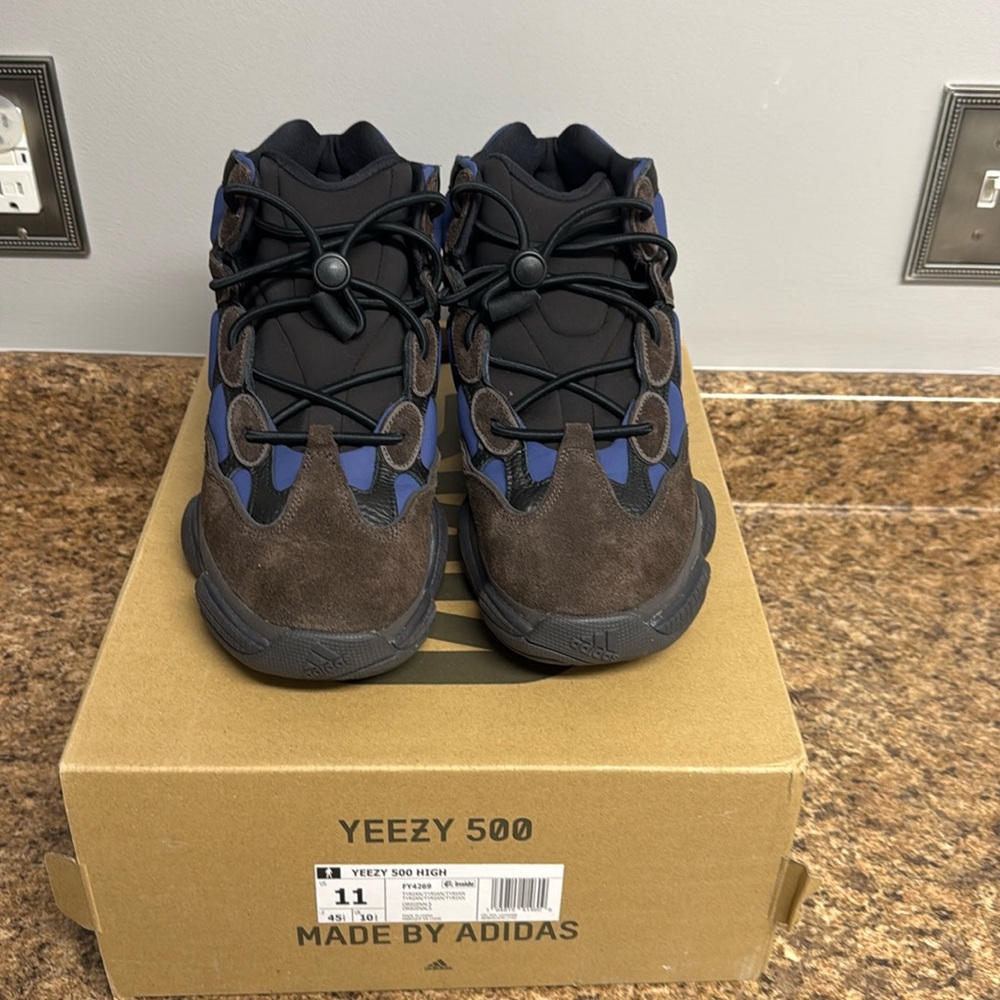 Yeezy 500 High Tyrian